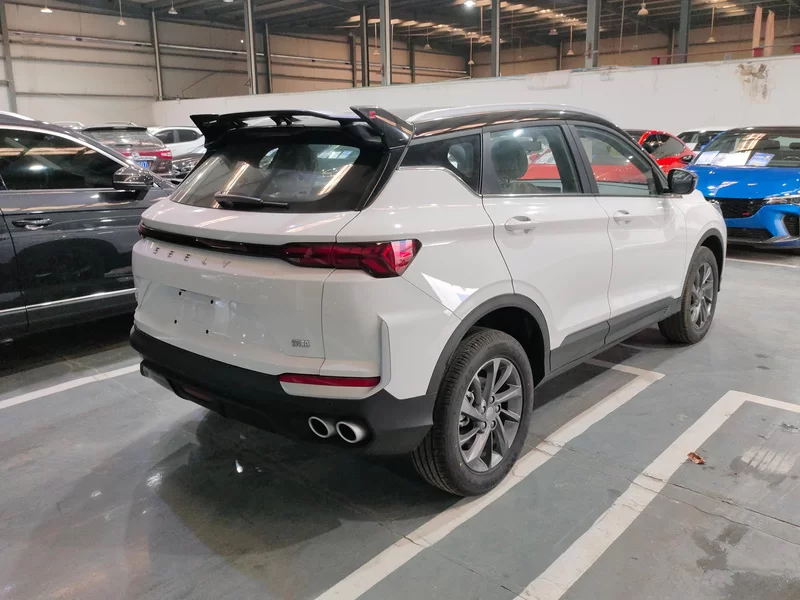 GEELY Coolray 2026 car image #3