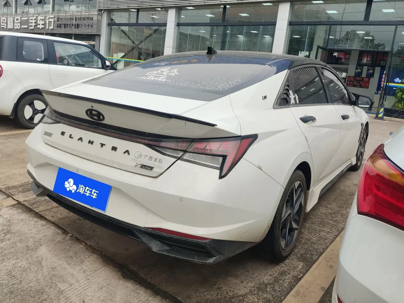 Hyundai Elantra 2021 immagine di auto #3