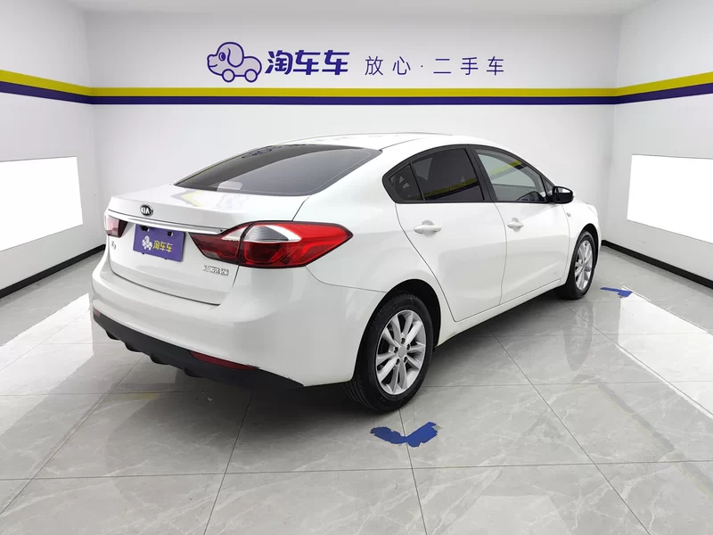 起亚 起亚K3 2017 汽车图片 #3