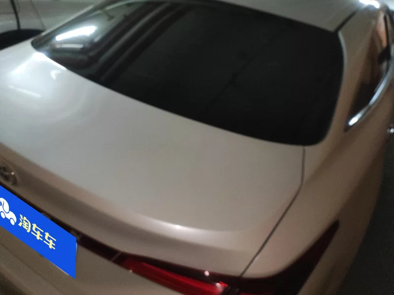 Toyota Avalon 2021 car image #3