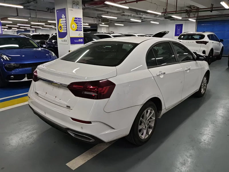 GEELY Emgrand 2021 #3 GEELY Emgrand 2021 car image #3