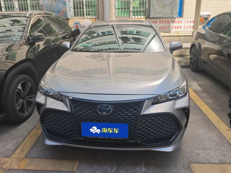 Toyota Avalon 2021 car image #3