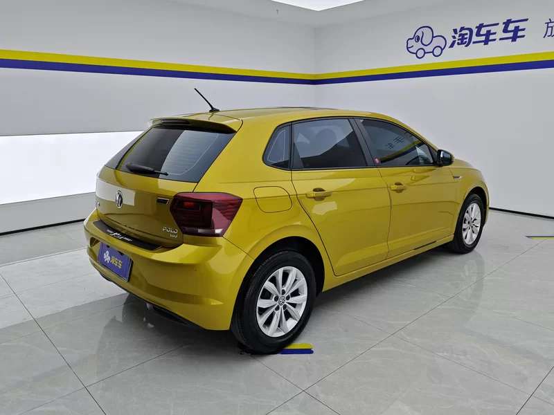 Volkswagen Polo 2019 car image #3