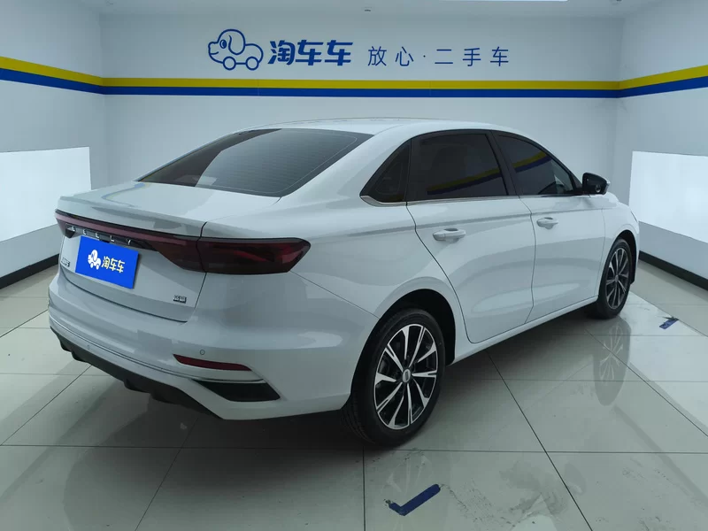 GEELY Emgrand 2025 car image #3