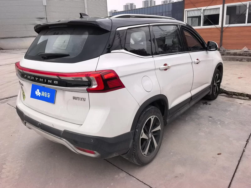 Forthing T5 2020 car image #3