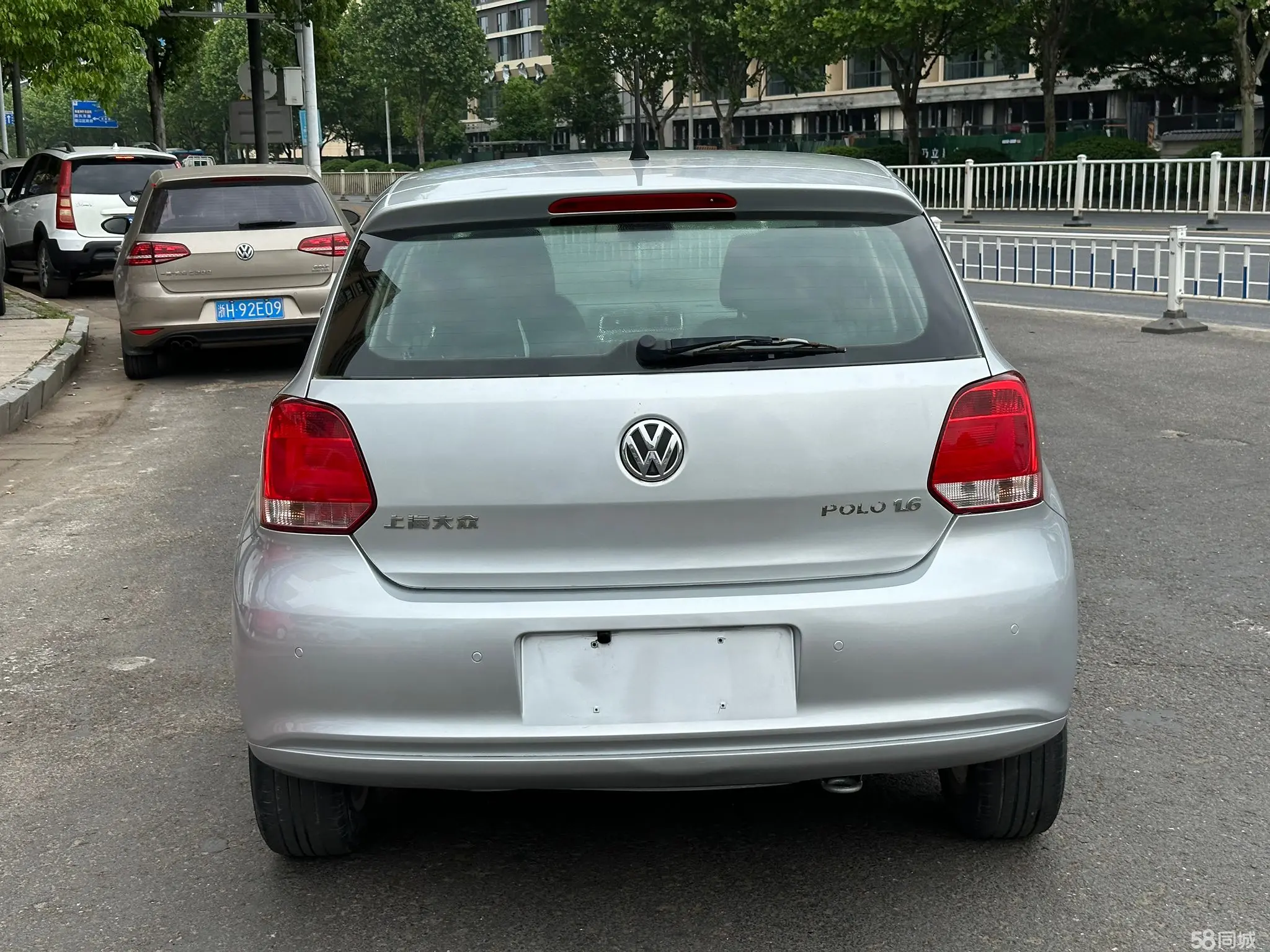 Volkswagen Polo 2011 #3 Volkswagen Polo 2011 car image #3