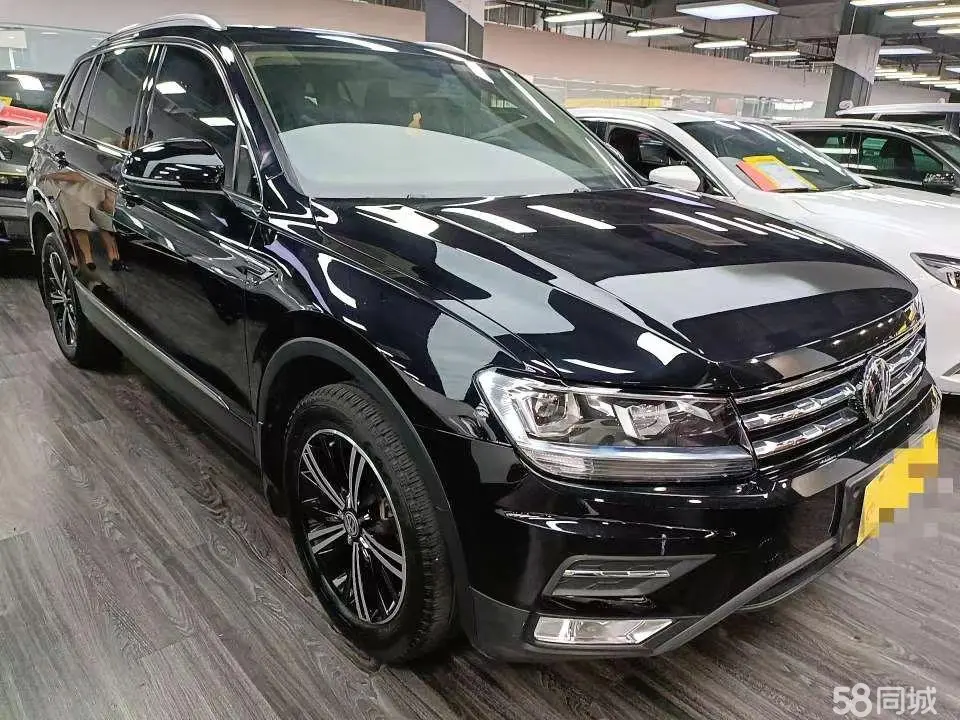 Volkswagen Tiguan L 2020 изображение автомобиля #3