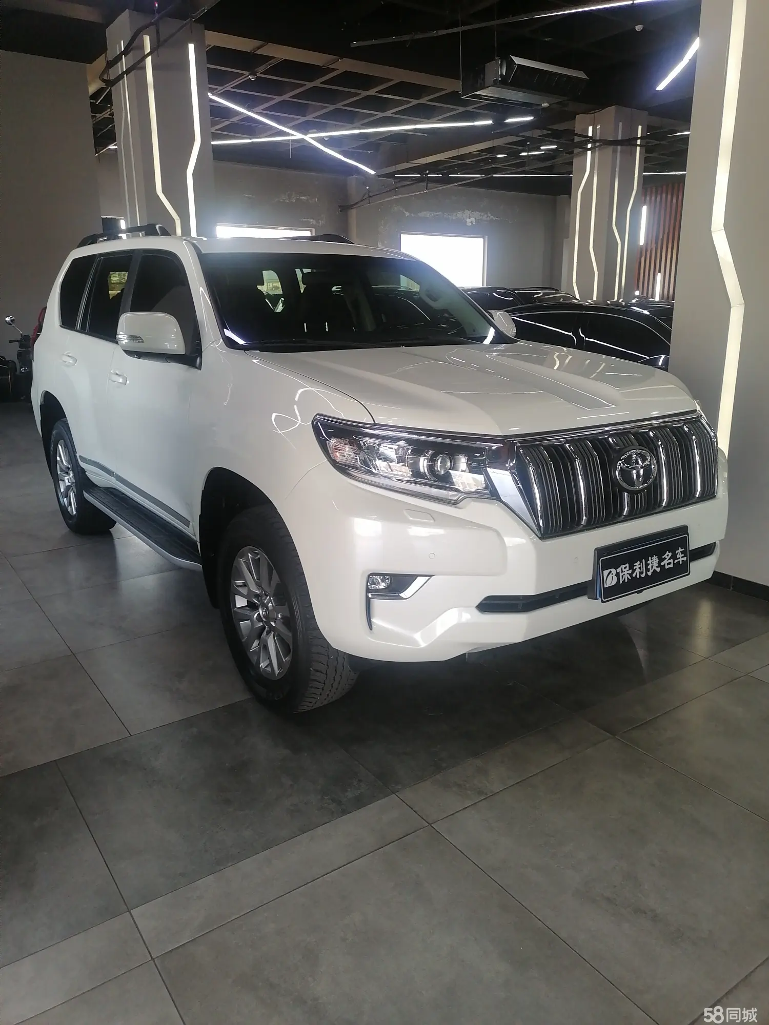 Toyota Land Cruiser Prado 2017 #3 Toyota Land Cruiser Prado 2017 car image #3
