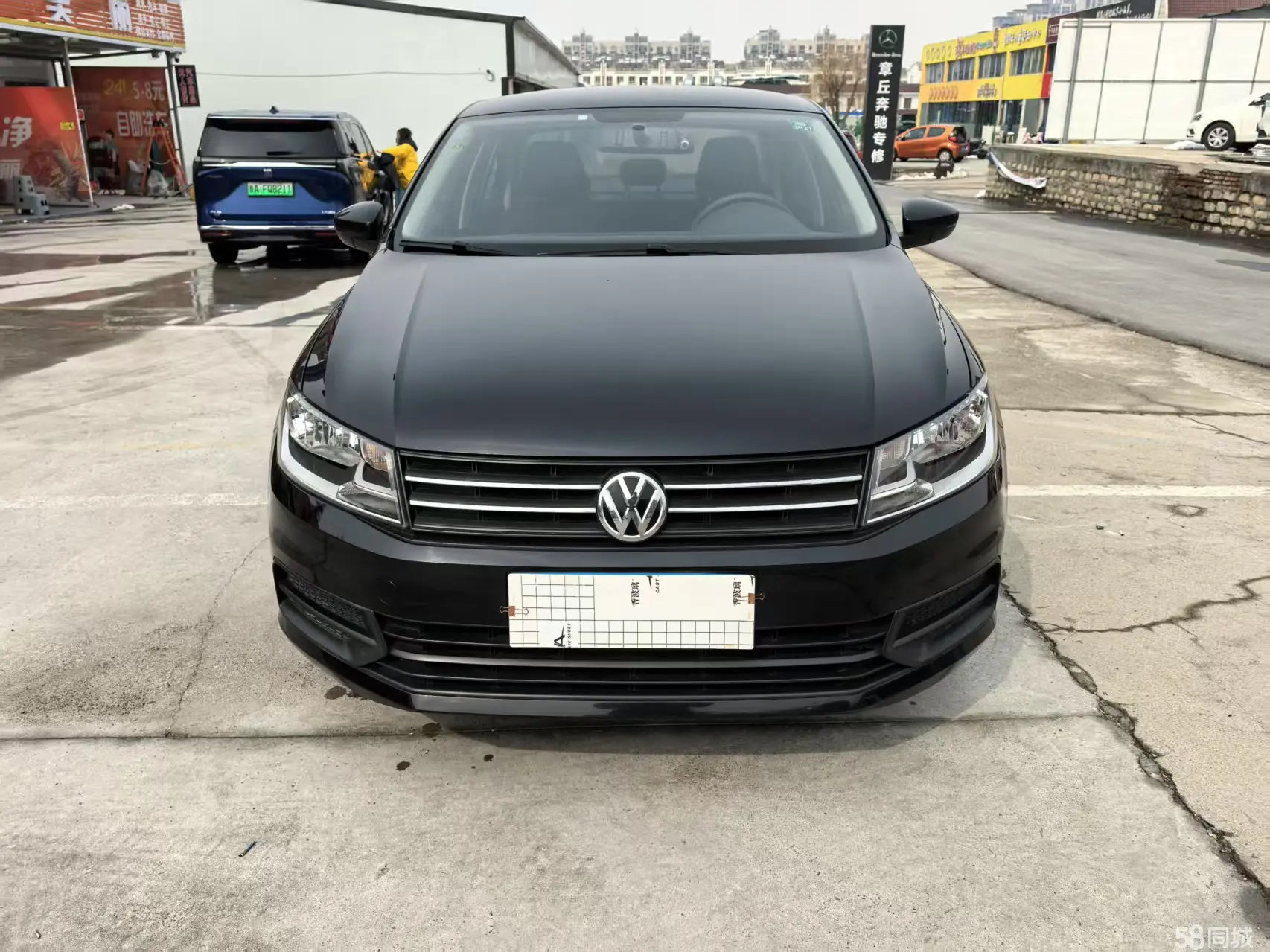 Volkswagen e-up! 2018 immagine di auto #3