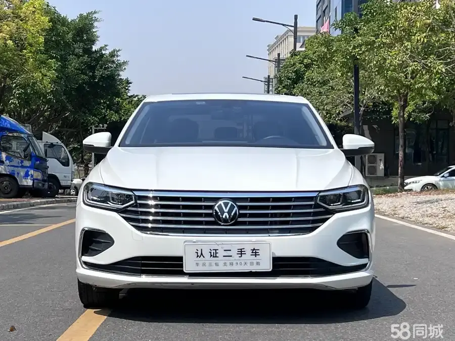 Volkswagen e-up! 2022 immagine di auto #3