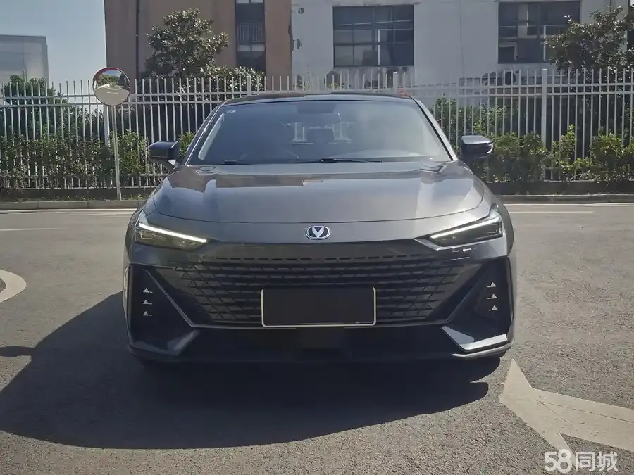 长安 长安UNI-V 2022 汽车图片 #3