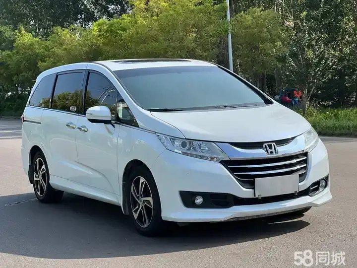 Honda ODYSSEY 2016 car image #3