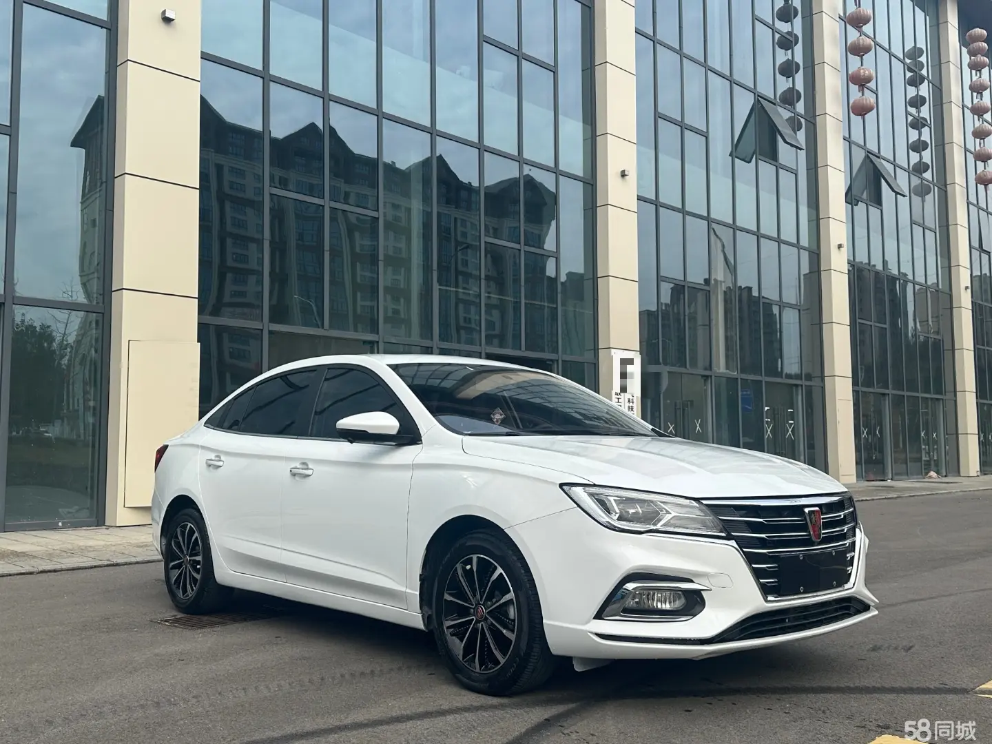 荣威 荣威i5 2020 汽车图片 #3