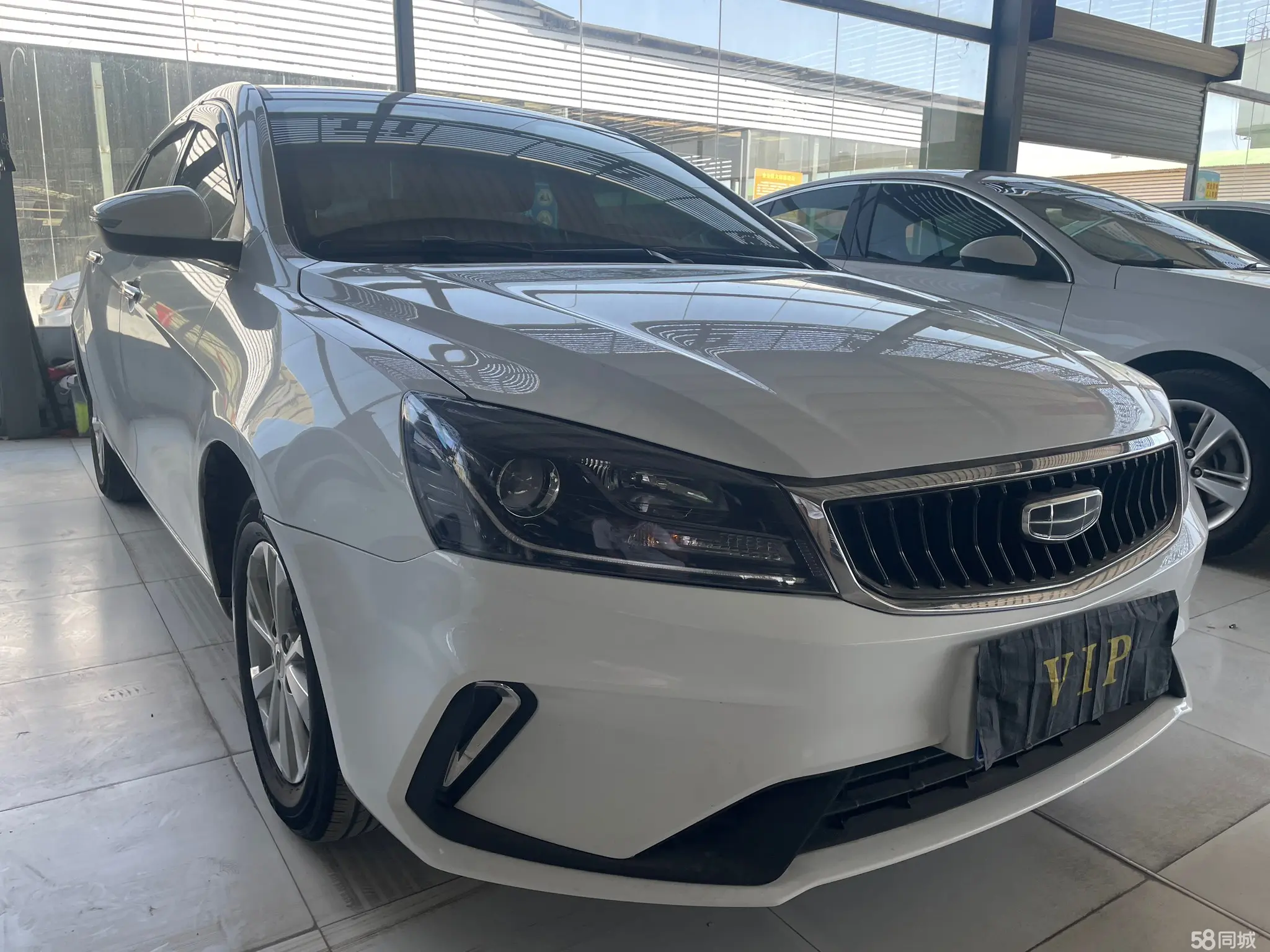 GEELY Emgrand 2022 car image #3