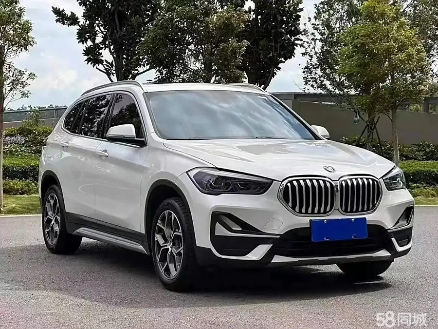 BMW i5 M60 2022 car image #3