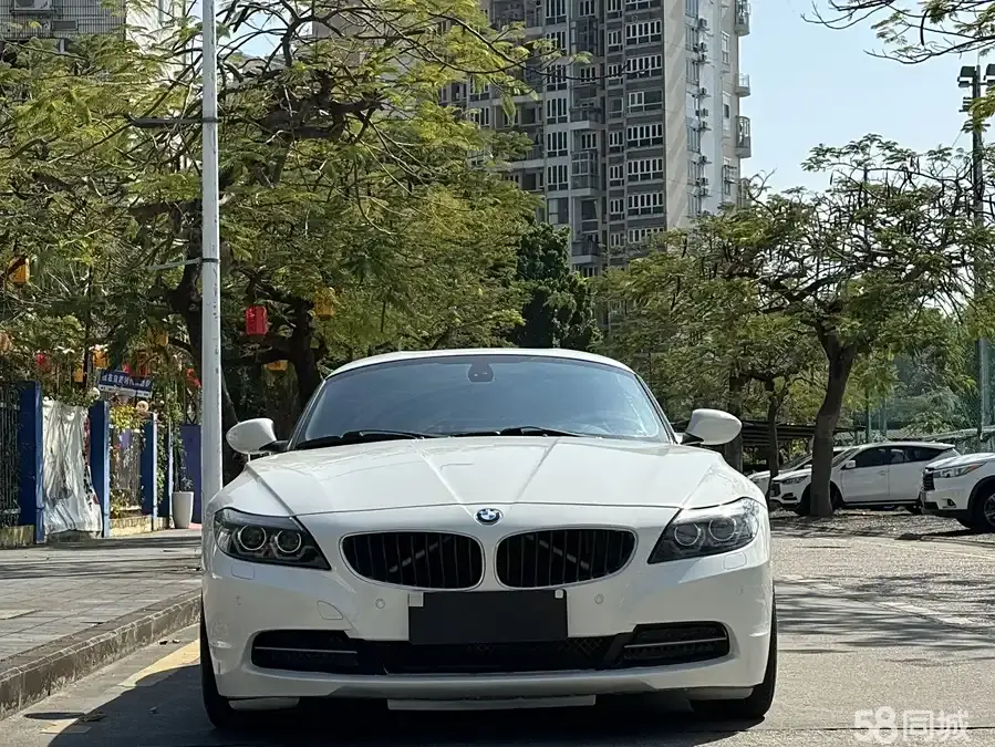 BMW Z4 2011 car image #3