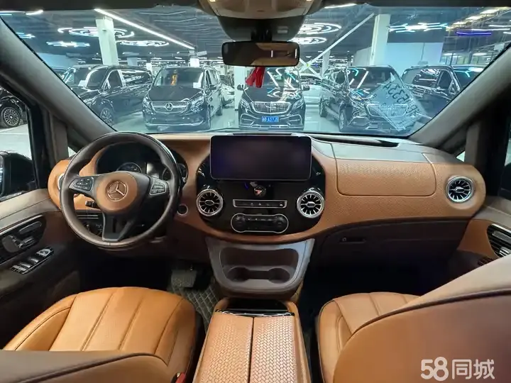 Mercedes-Benz Vito 2023 car image #3