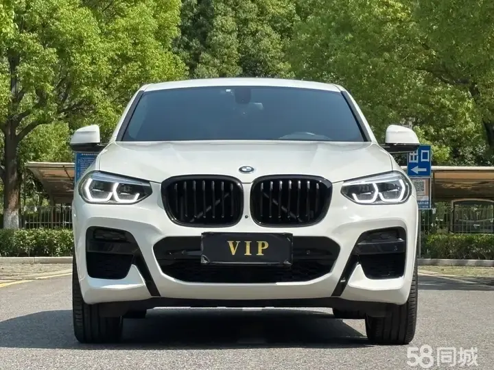 BMW X4 2021 صورة سيارة #3