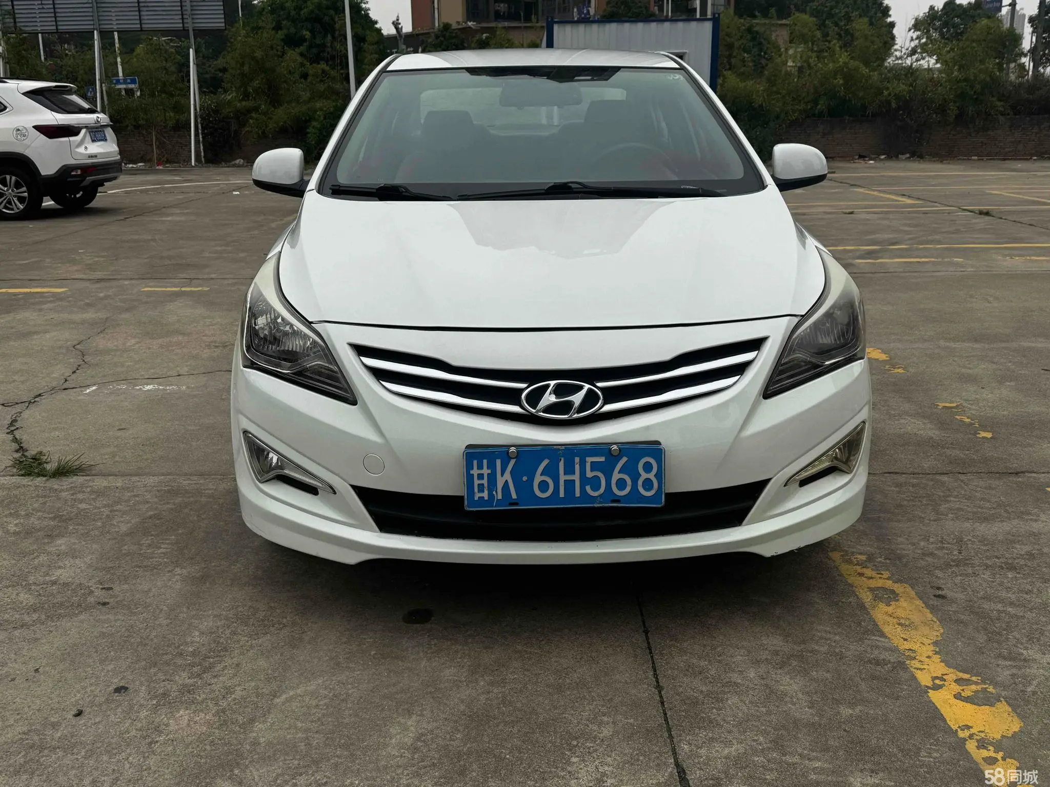 Hyundai Reina 2016 #3 Hyundai Reina 2016 imagem de carro #3