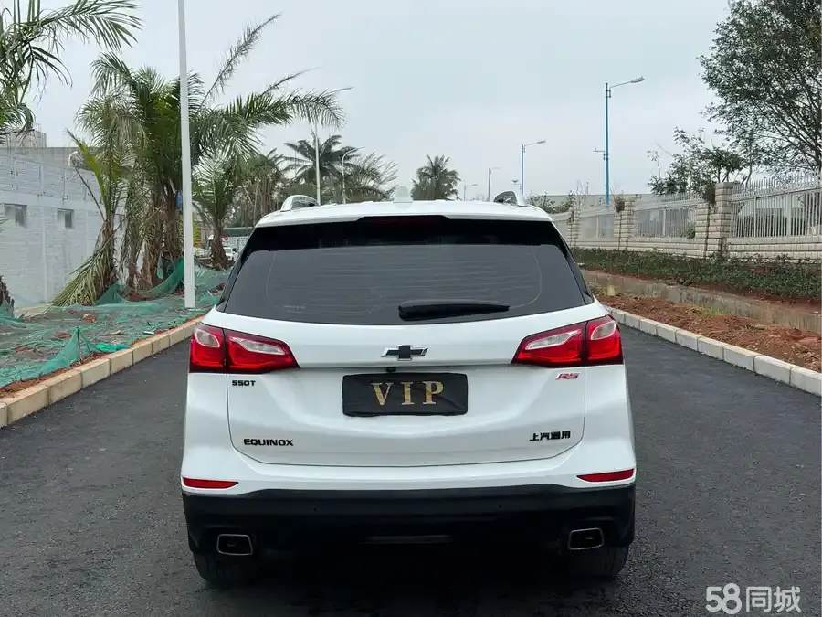 Chevrolet Equinox 2018 #3 Chevrolet Equinox 2018 car image #3