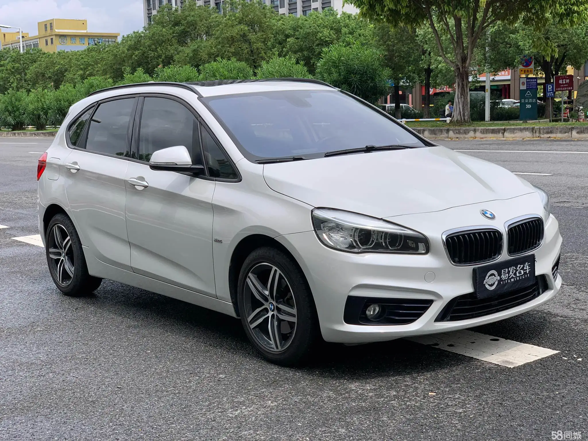 BMW 2 Series Gran Tourer 2017 car image #3