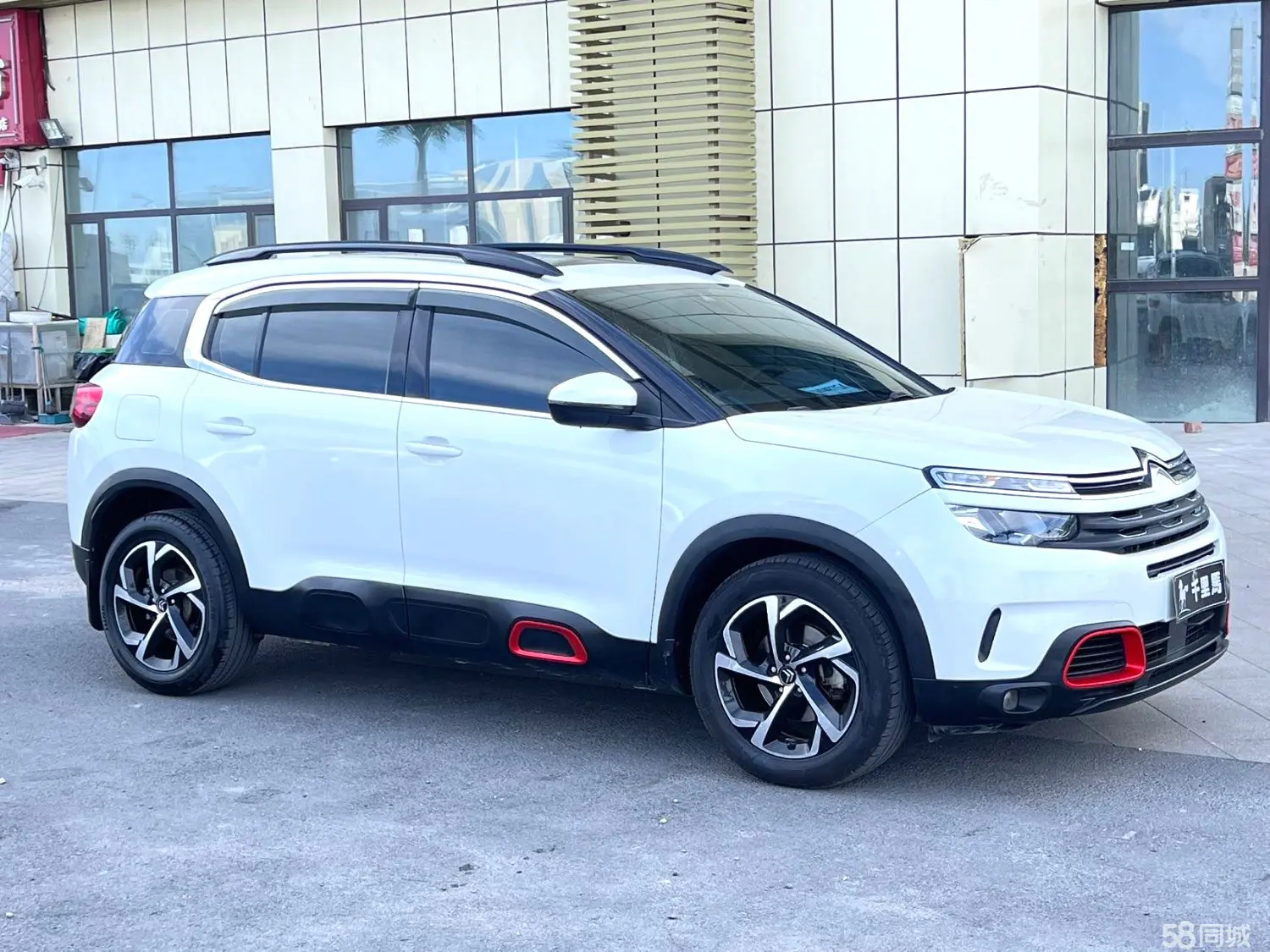 Citroen C5 AIRCROSS 2018 car image #3