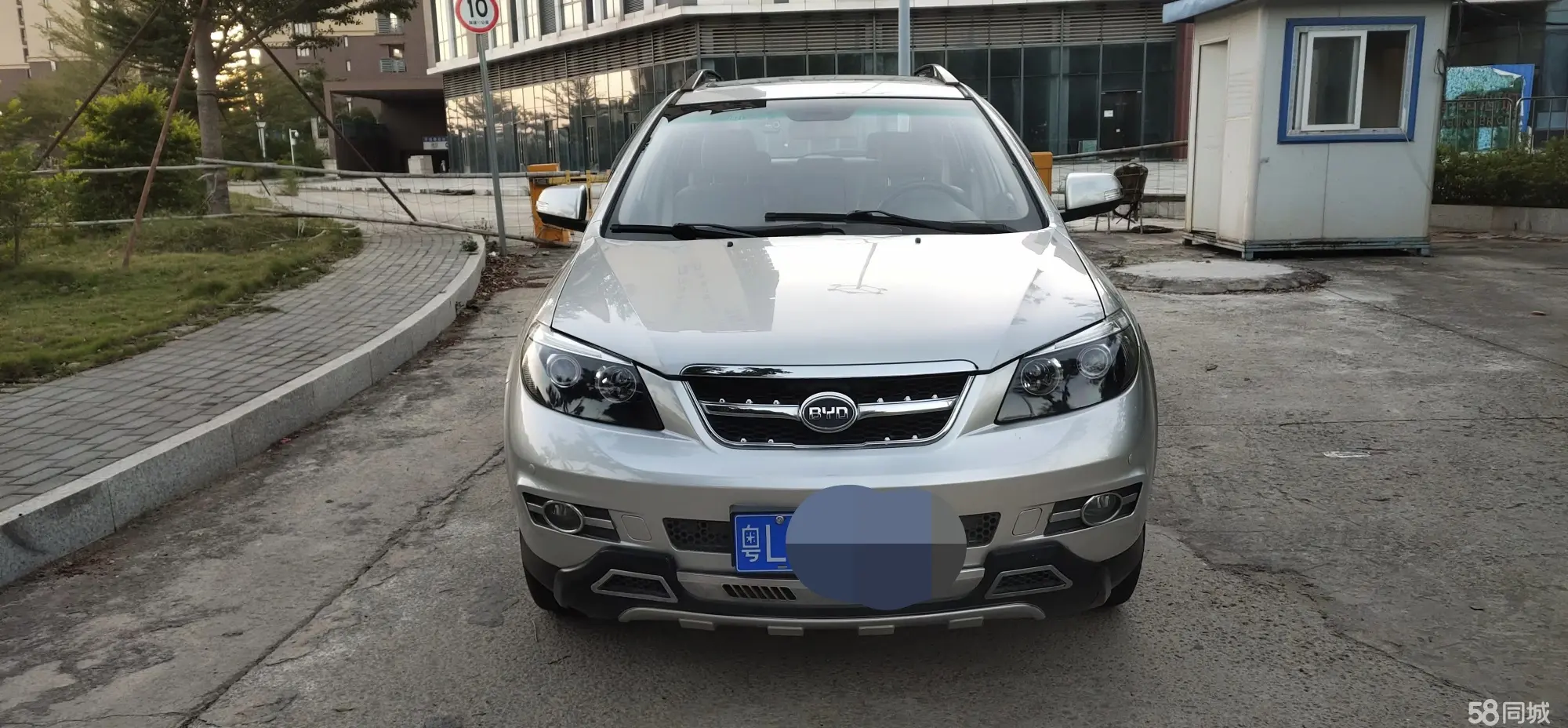 BYD S6 2012 #3 BYD S6 2012 car image #3