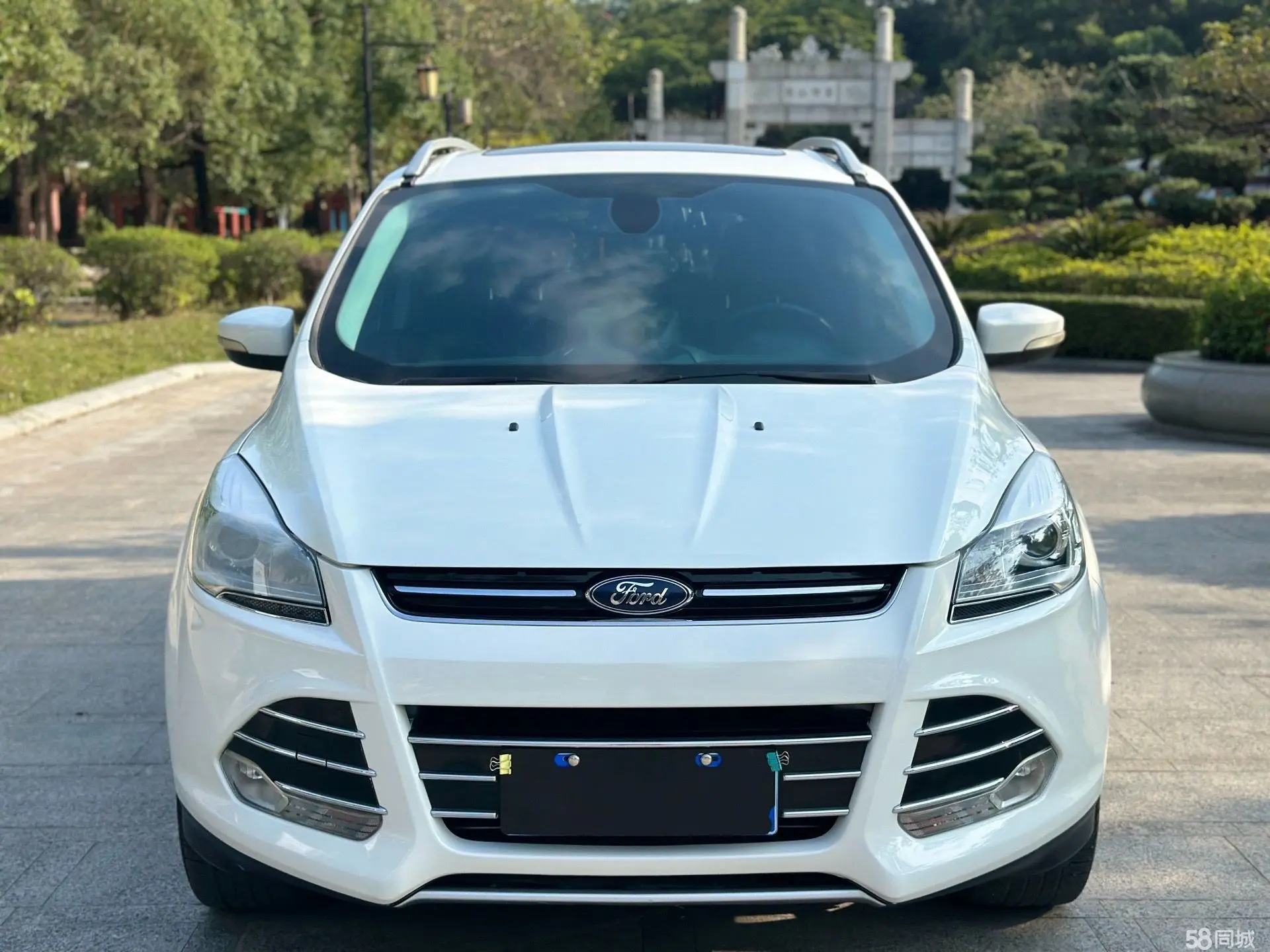 Ford Kuga 2014 car image #3