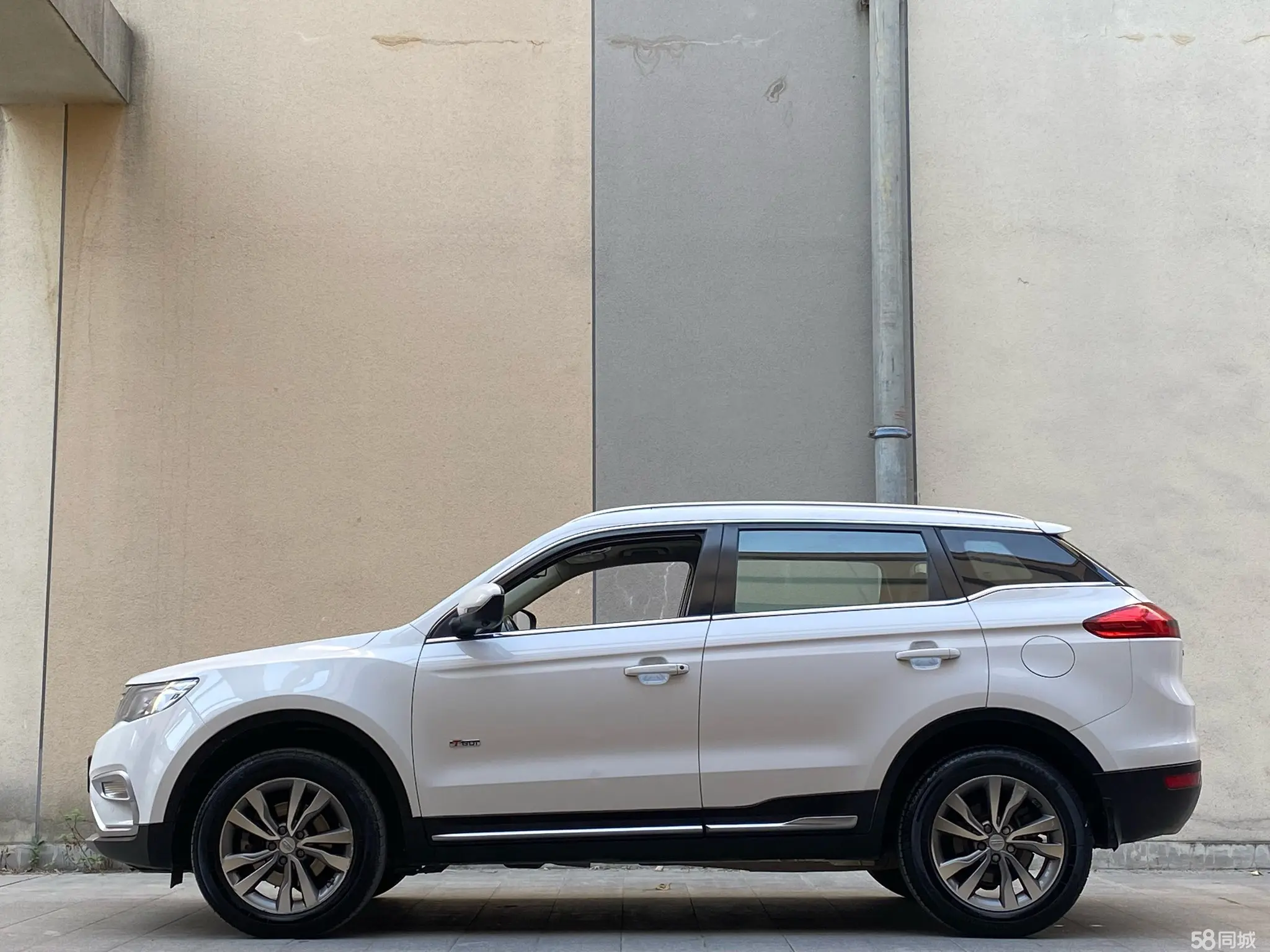 吉利汽车 博越 2017 汽车图片 #3