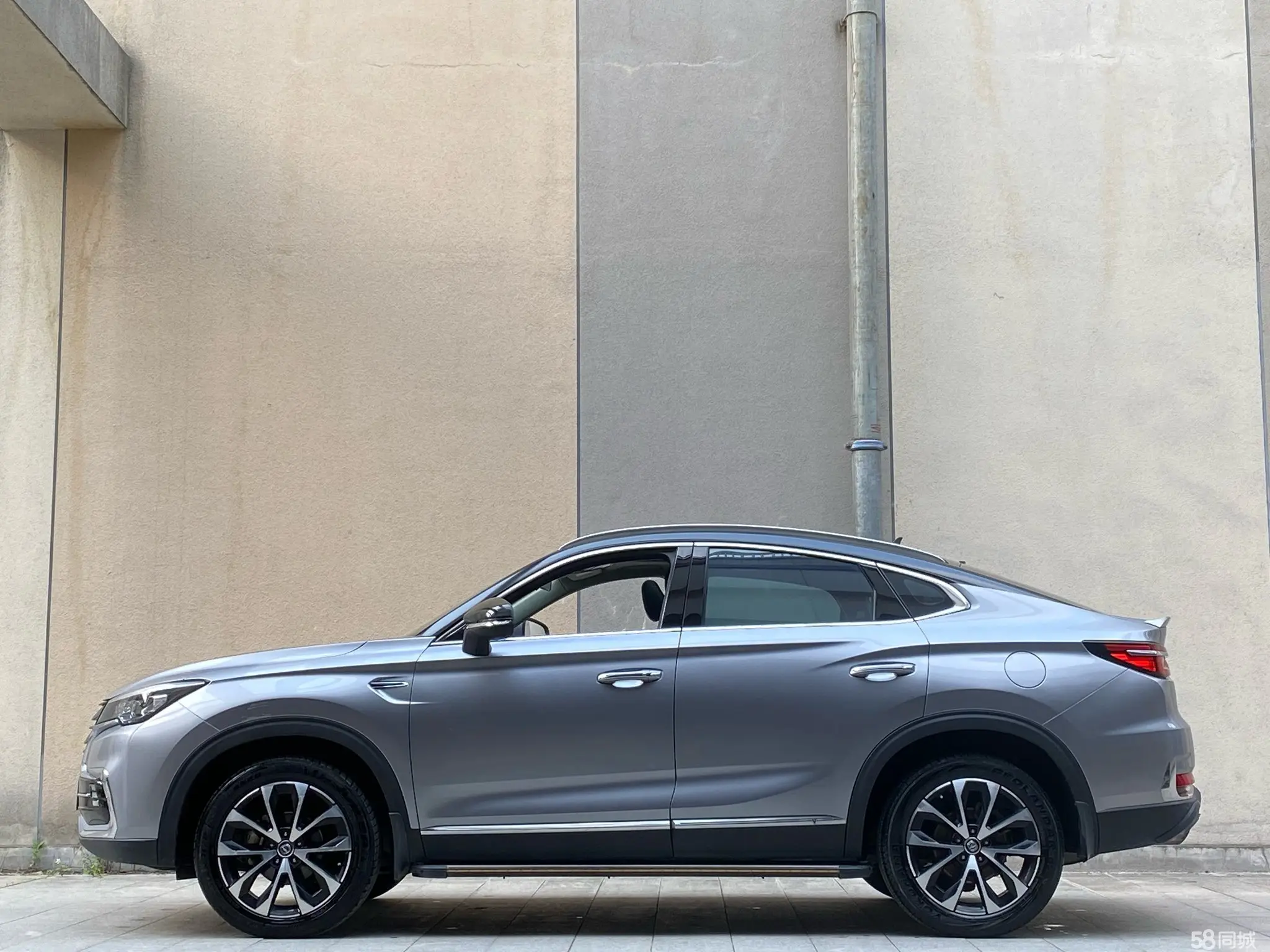 Changan CS85 Coupe 2019 car image #3