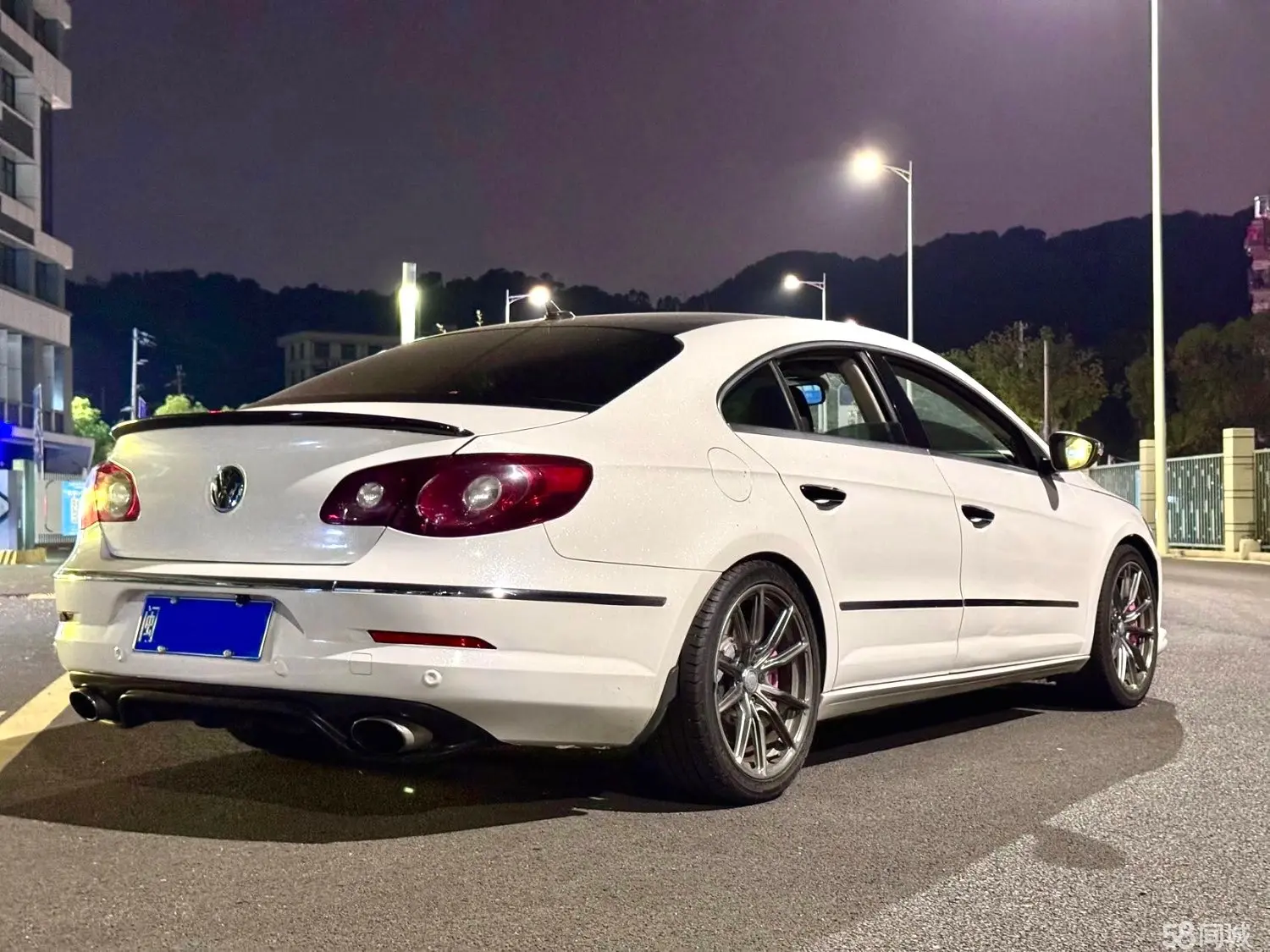 Volkswagen CC 2011 immagine di auto #3