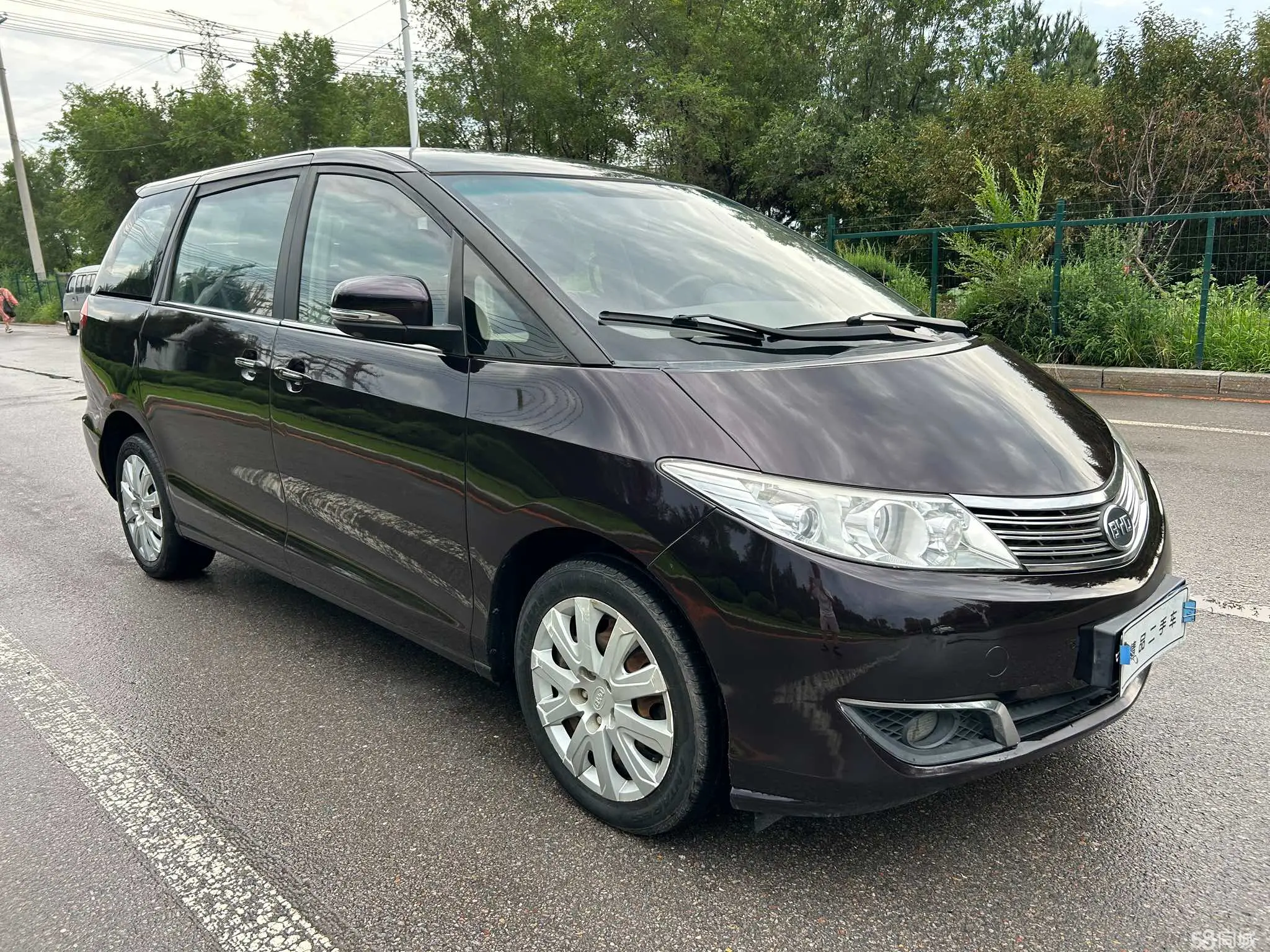 BYD M6 2016 #3 BYD M6 2016 car image #3