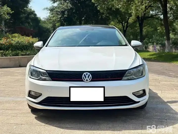 Volkswagen Lamando 2015 immagine di auto #3
