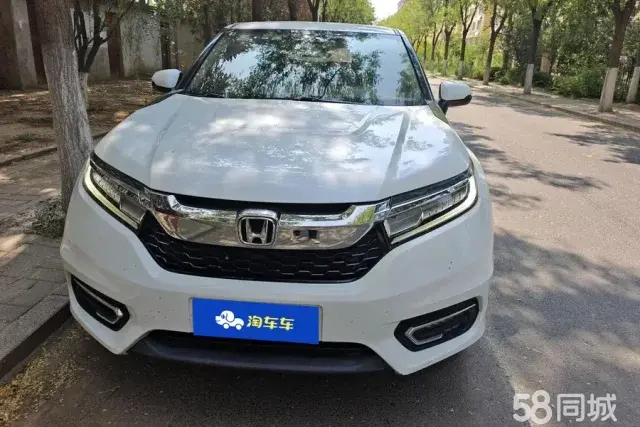 Honda Avancier 2017 صورة سيارة #3