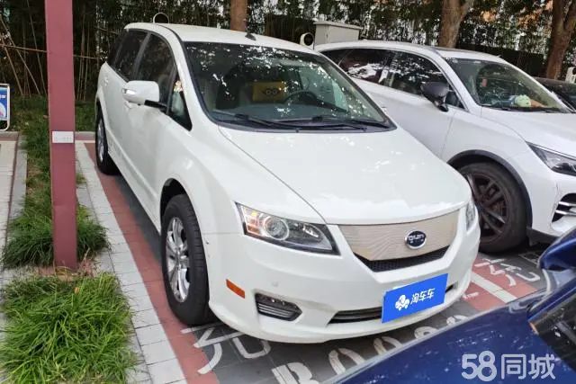BYD e6 2016 #3 BYD e6 2016 car image #3