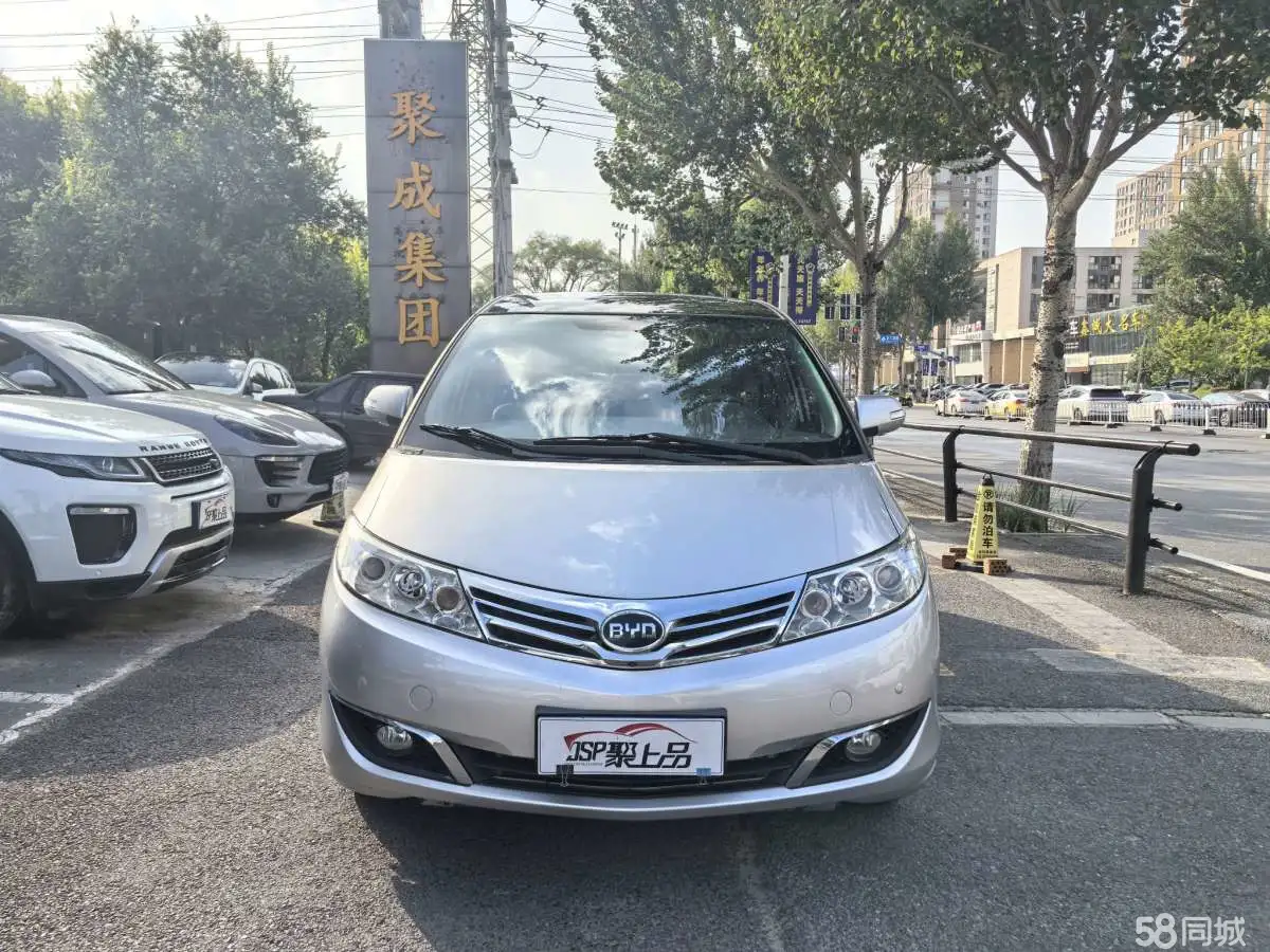 BYD M6 2013 car image #3