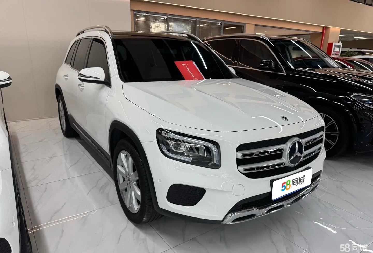 Mercedes-Benz GLB Class 2020 immagine di auto #3