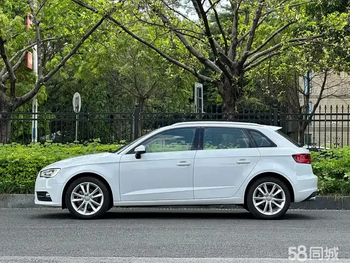 Audi A3 2017 car image #3