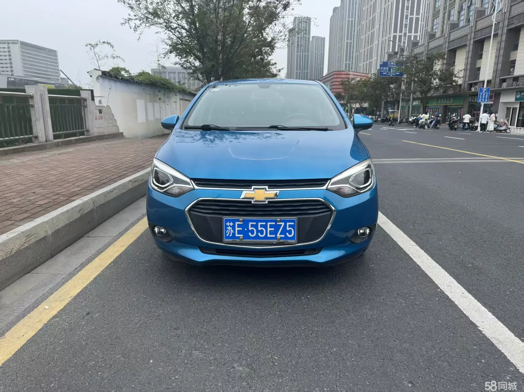 Chevrolet Lova RV 2016 car image #3