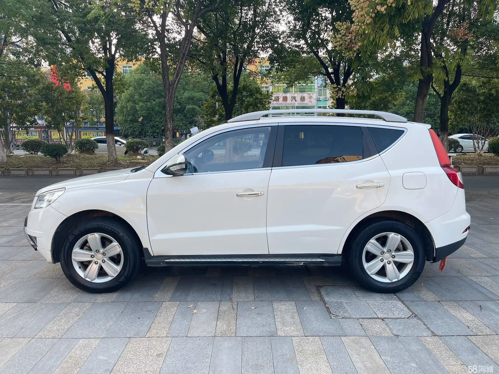 GEELY GX7 2013 imagem de carro #3