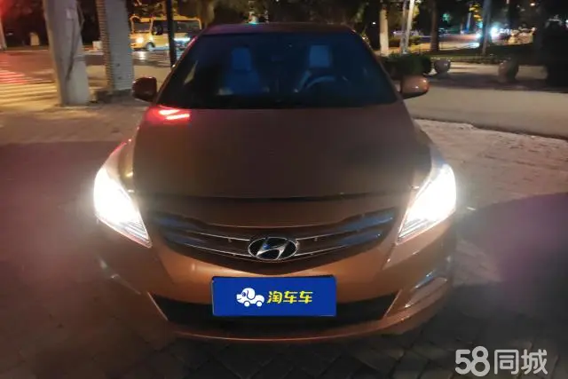 Hyundai Reina Hatchback 2015 imagem de carro #3