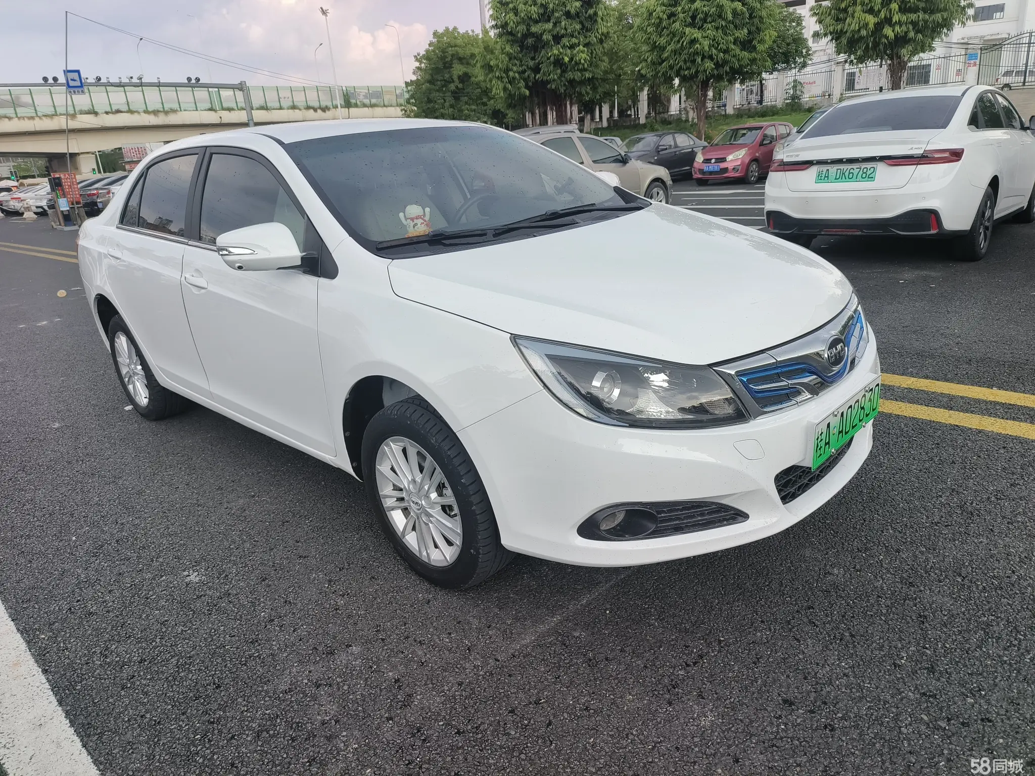 BYD e5 2018 car image #3