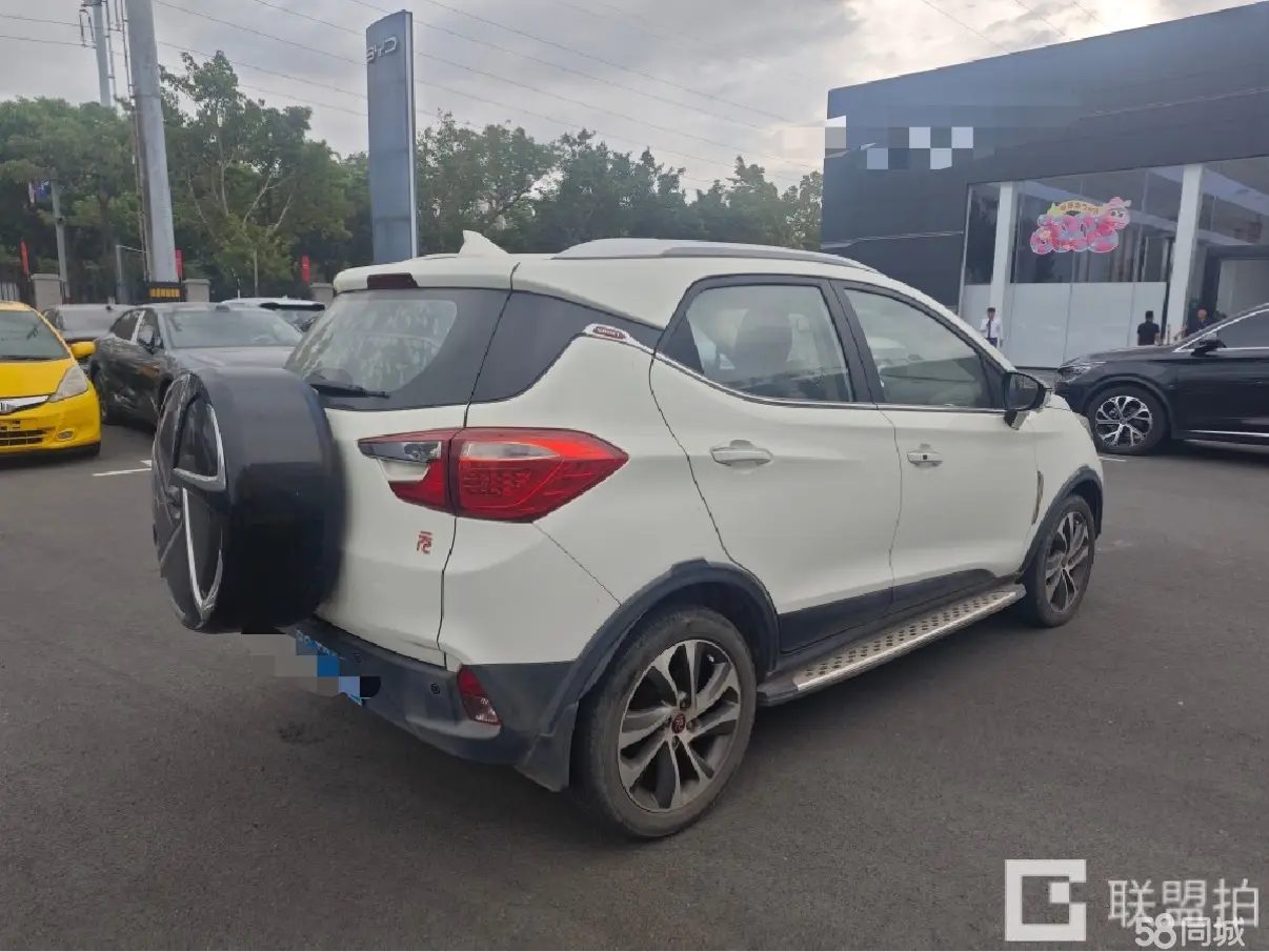 BYD Yuan 2016 car image #3