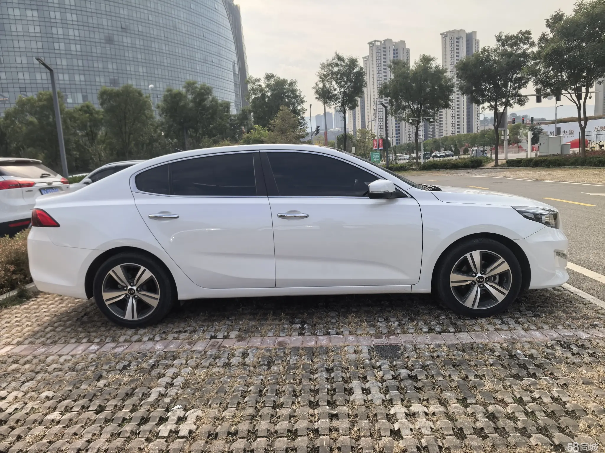 Kia K5 2019 imagen de coche #3