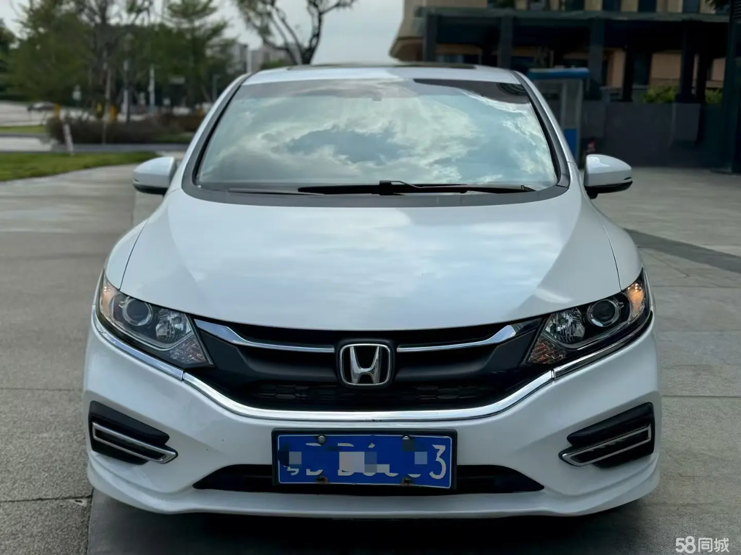 Honda Jade 2018 car image #3