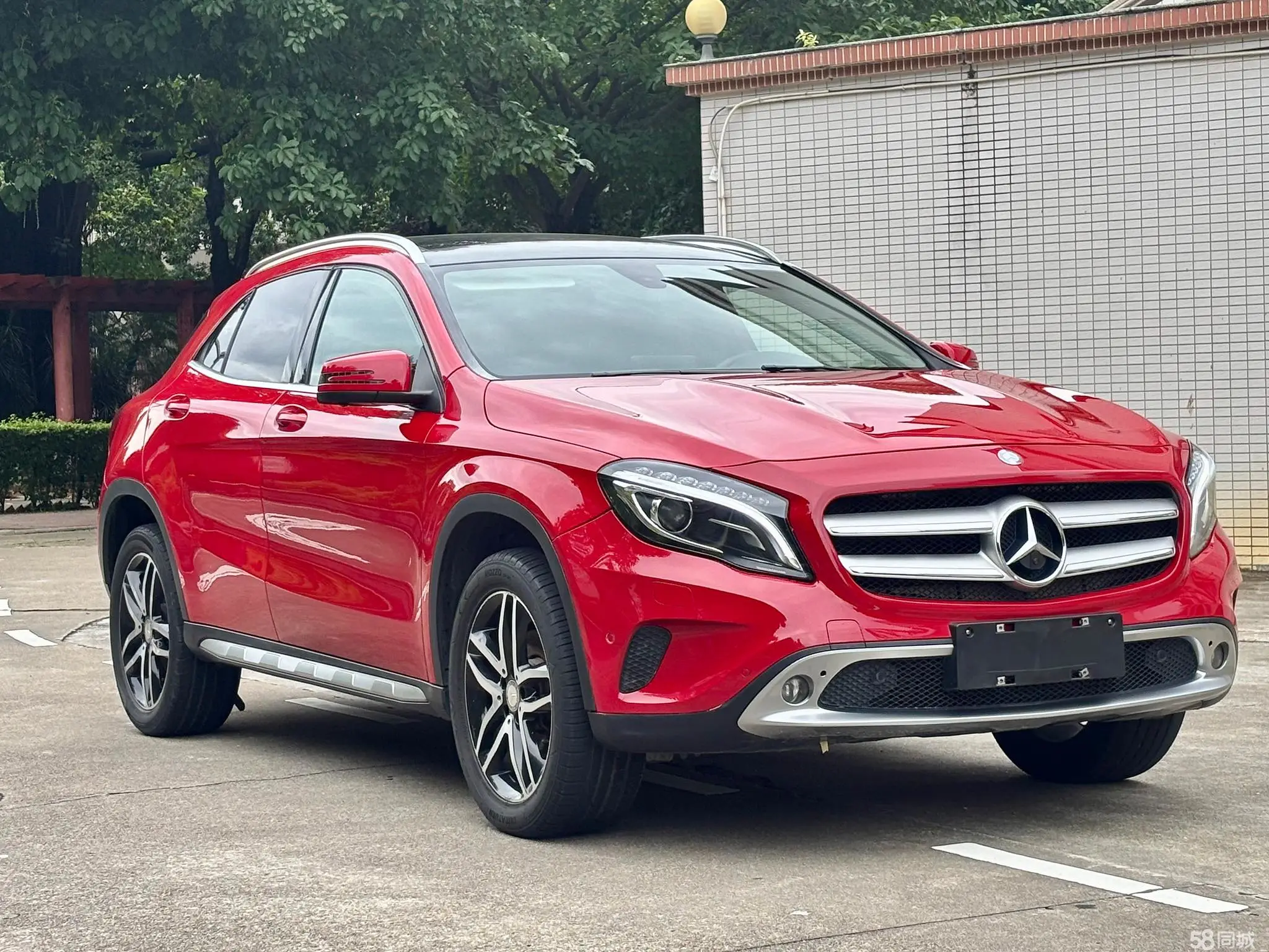 Mercedes-Benz GLA Class 2016 immagine di auto #3