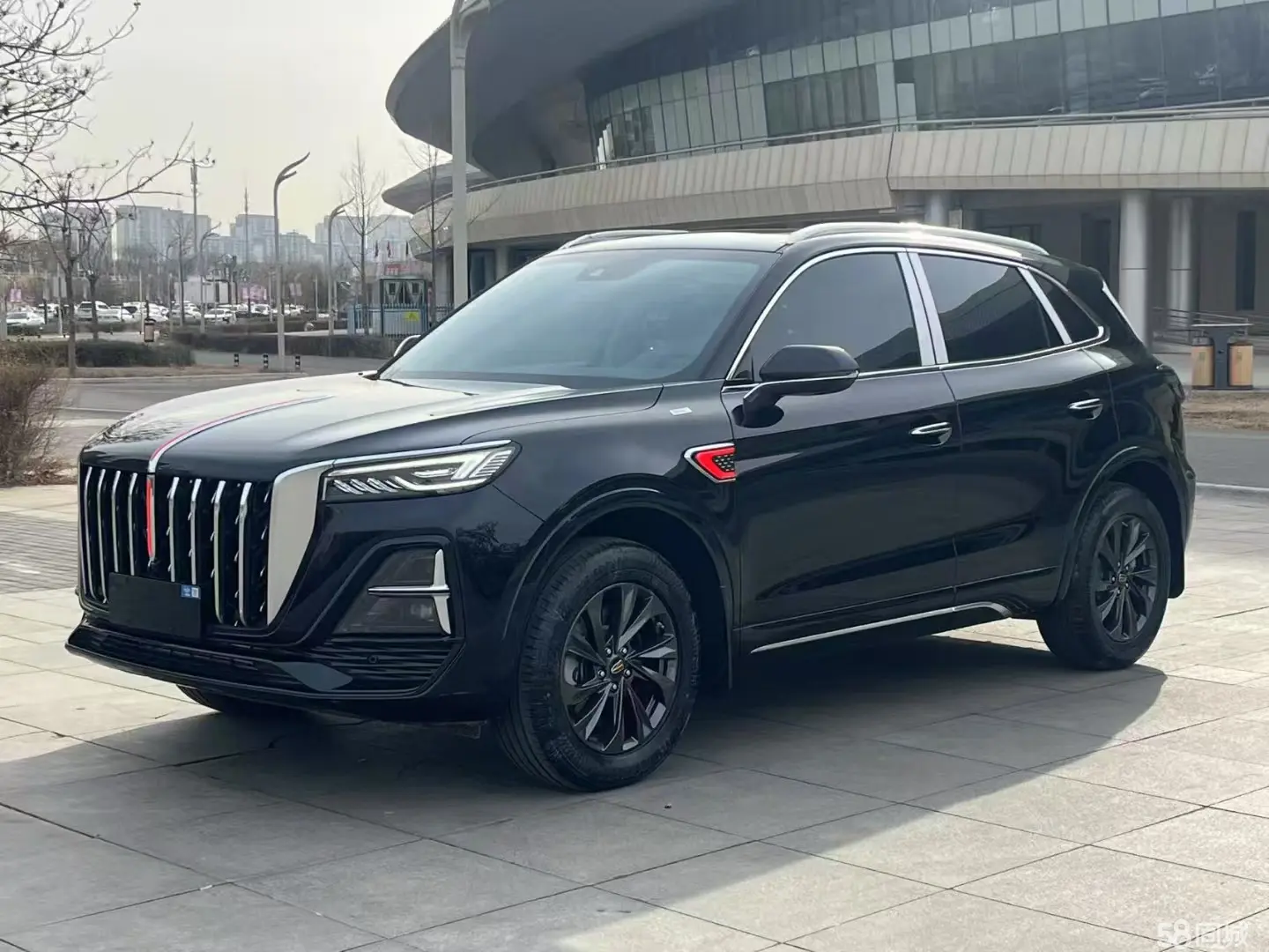 HongQi HS5 2025 #3 HongQi HS5 2025 car image #3