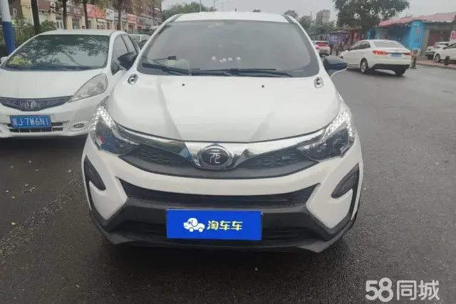 BYD Yuan 2017 صورة سيارة #3