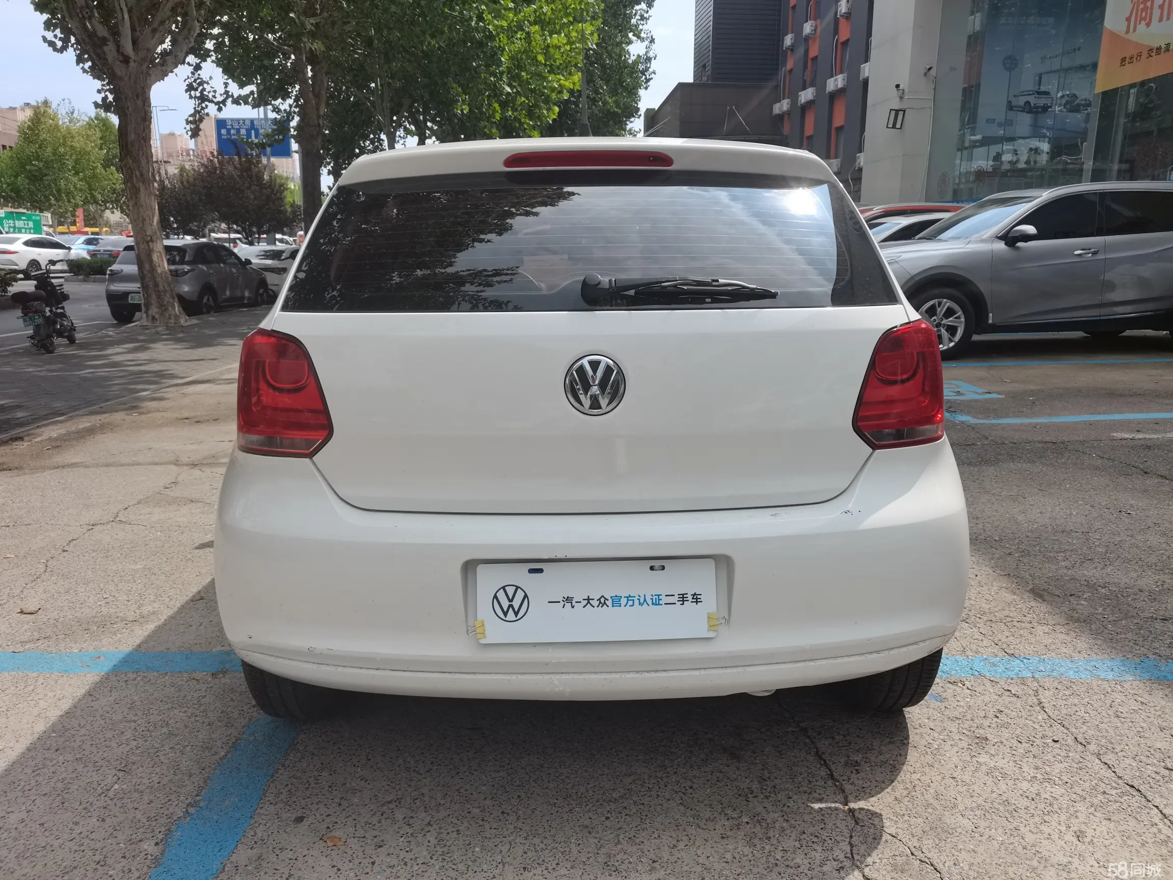 Volkswagen Polo 2013 #3 Volkswagen Polo 2013 car image #3