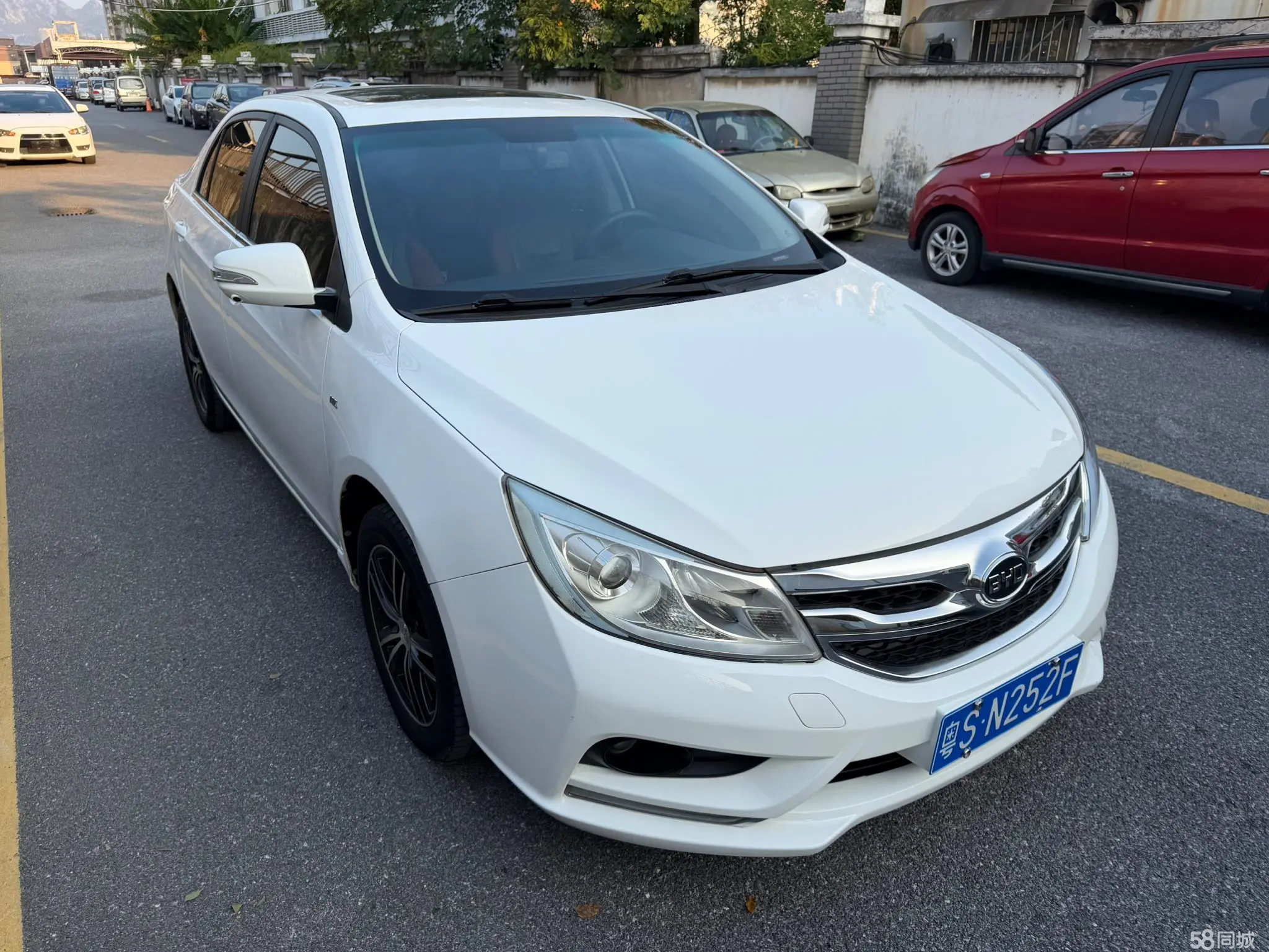 BYD SuRui 2016 #3 BYD SuRui 2016 car image #3